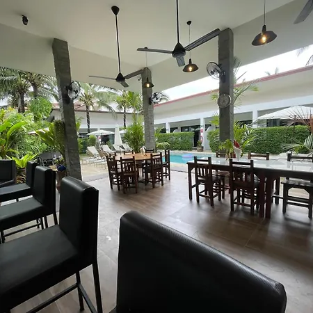Lotus Bleu Resort&Restaurant-3