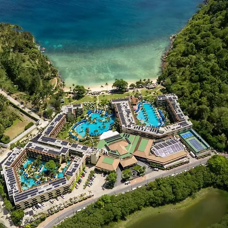 Phuket Marriott Resort & Spa, Merlin Beach-2