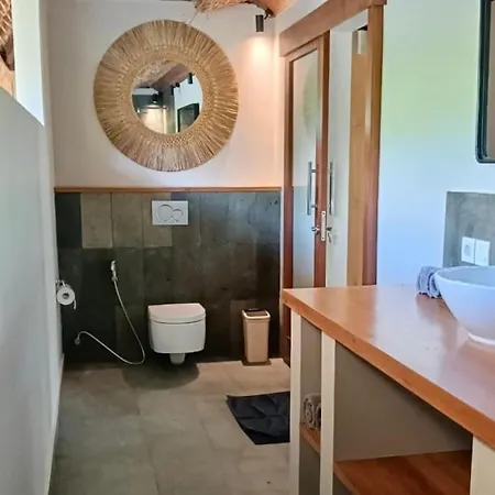 Emocean Beach Boutique Dive Resort-2