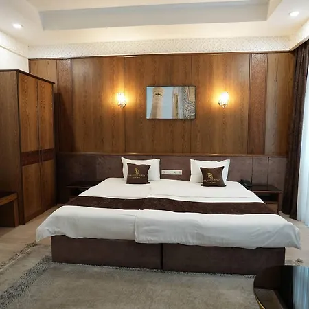 Paradise Plaza Luxury Hotel-2