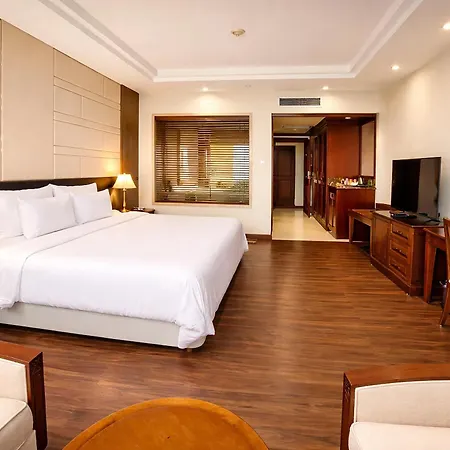 Sai Gon Ha Long Hotel-3