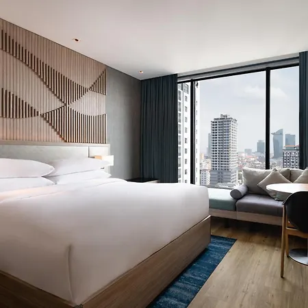 Courtyard By Marriott Phnom Penh-2