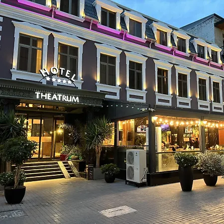 Theatrum Hotel Baku-3