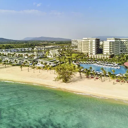 Moevenpick Resort Waverly Phu Quoc-3