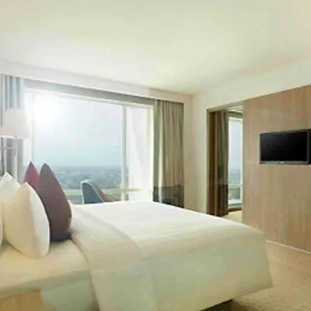 Novotel Tangerang-3