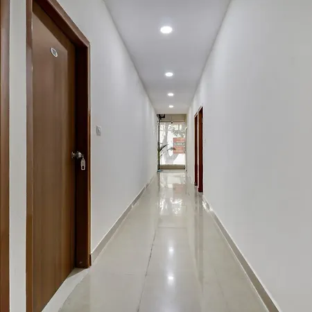 Hotel O Maruthi Paradise Netaji Udyanavana Park-3