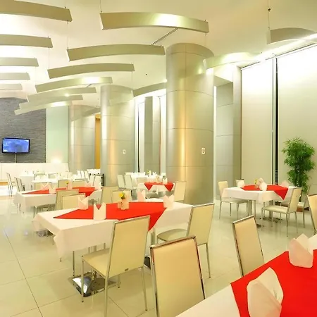 Mayflower Grande Hotel-3