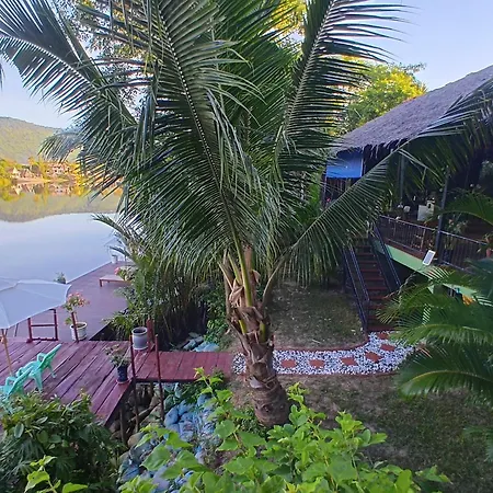 Green Mango Bungalows-3
