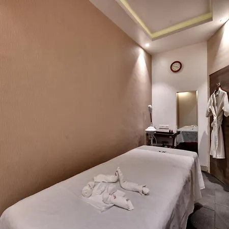 Hotel Suba Palace Near Gateway Of India-3