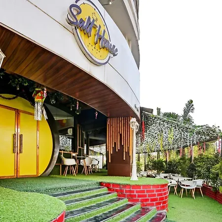 Oyo Salt House-3