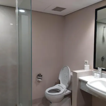 Grand Tropic Suites Hotel-3