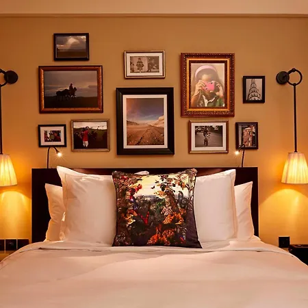 The Vagabond Club, A Tribute Portfolio Hotel Singapore-3