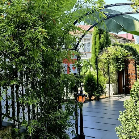Villa Gardens-3