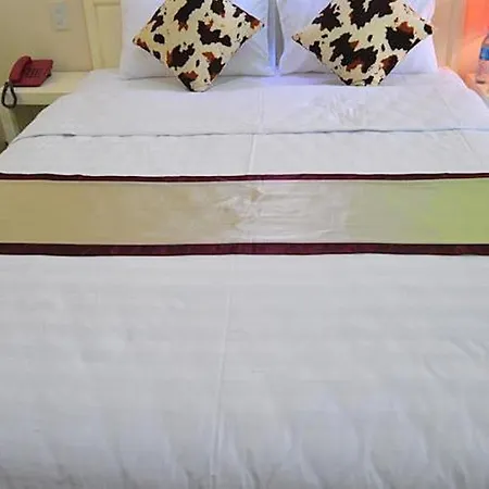 Ideal Hotel Hue-3