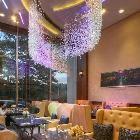Le Monet Hotel-2