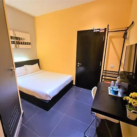 Ink Hotel-3