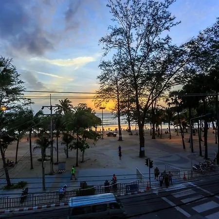 Patong Marina Hotel By Lofty-3