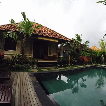 Cahyatika Bed & Breakfast-2