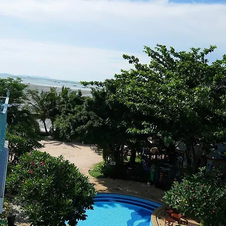 Naklua Beach Resort-3