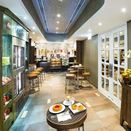 The Excelsior, Hong Kong-3