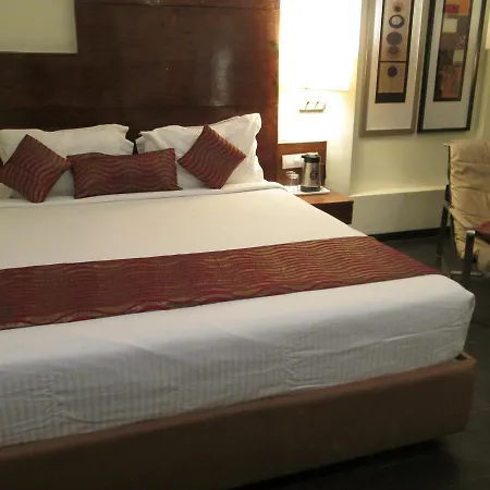 Hotel Vaishnaoi-2