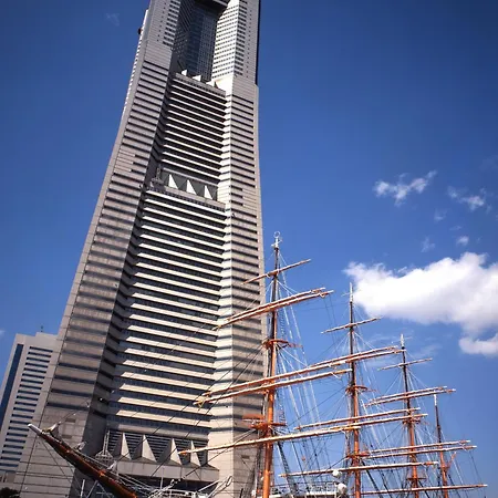 Yokohama Royal Park Hotel-2