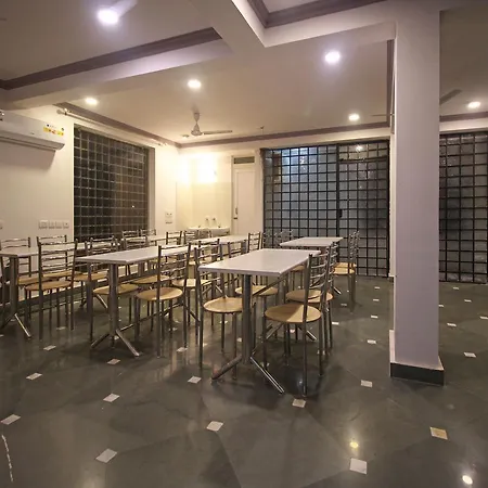 Fabhotel Kumar Residency 46-3