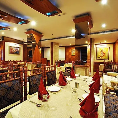 Hotel Zeeras-2