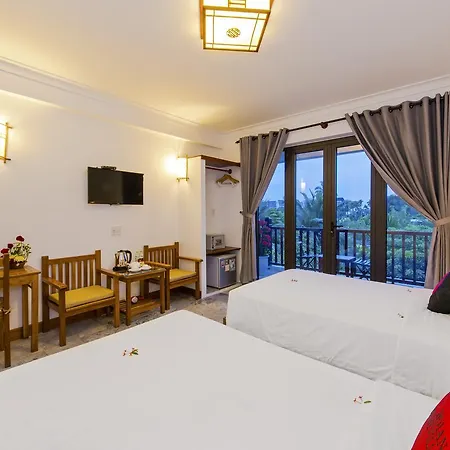 Ruby Hotel-3