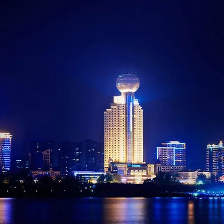 Howard Johnson Pearl Plaza Wuhan-3