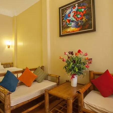 Bamboo Hotel-2