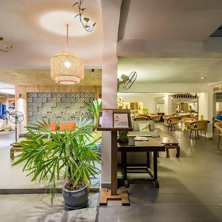 Villa Langka Hotel & Restaurant-3