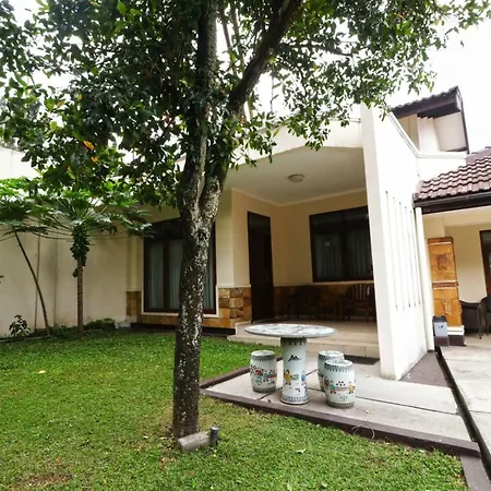 Magnolia Bed & Breakfast-2