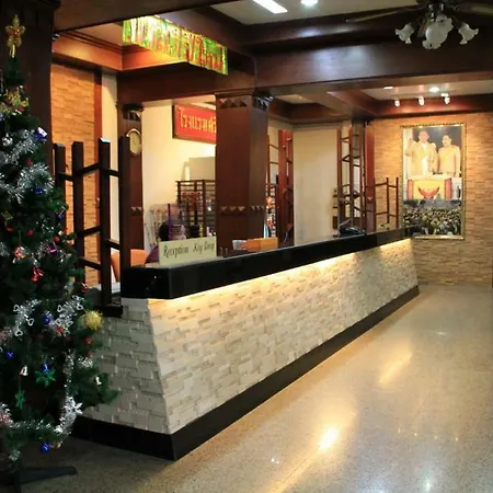 Sri Chumphon Hotel-3