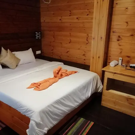 The Cabin Ella-3