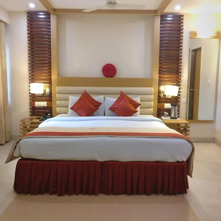Hotel Mb International Palace Side-2