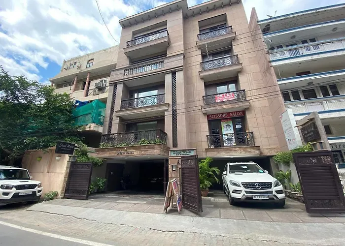 Sheesh Mahal Bed & Breakfast