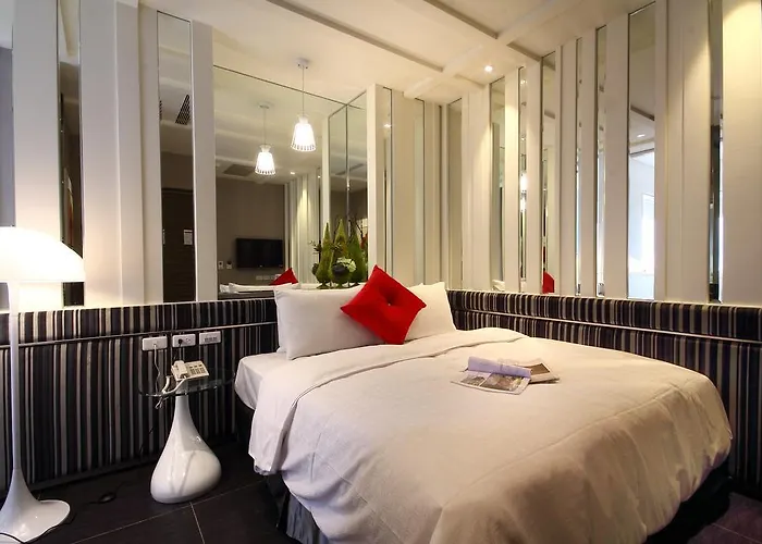 Leesing Hotel