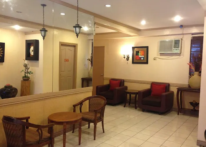 Sun Avenue Tourist Inn & Cafe