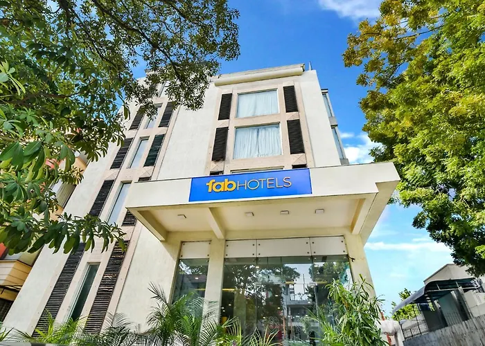 Fabhotel Prime Sage New Delhi