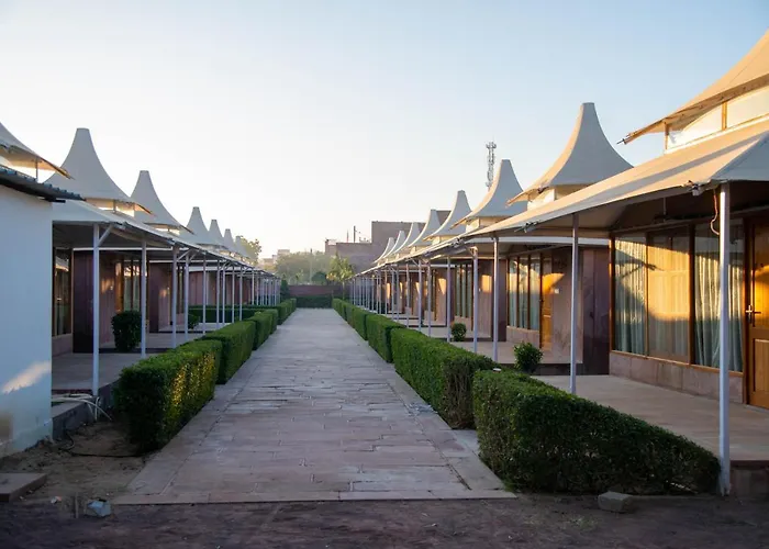 Kurja Resort Balsamand Jodhpur 