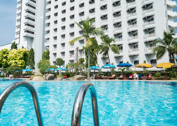 Grand Jomtien Palace Hotel