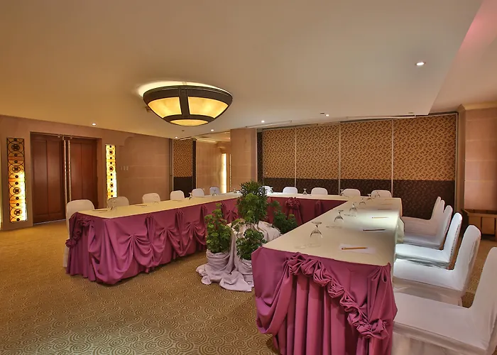 Crown Regency Suites Mactan Lapu-Lapu City