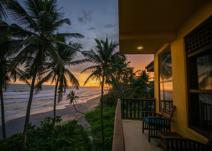 Top Secret Beach Hotel Matara