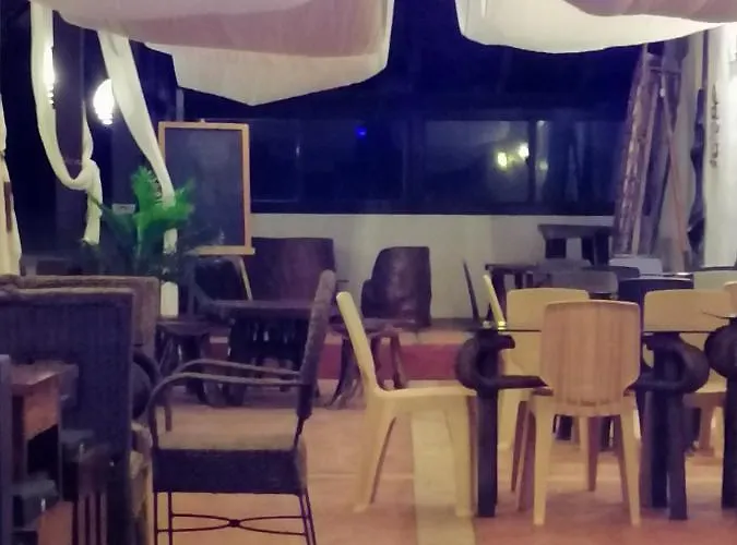 Damara Beachfront Resort Baler