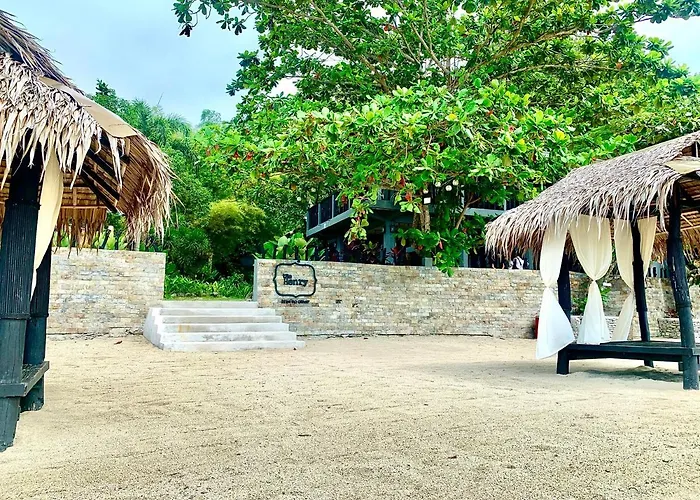 The Henry Resort Taramindu Laiya Batangas