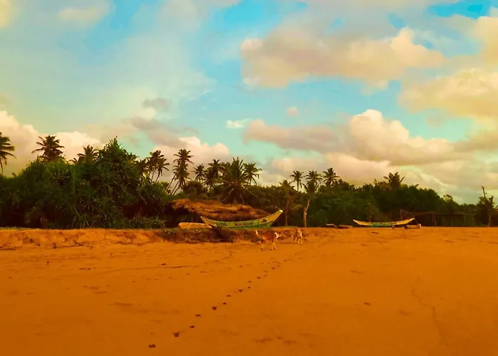 Manel Villa Bentota