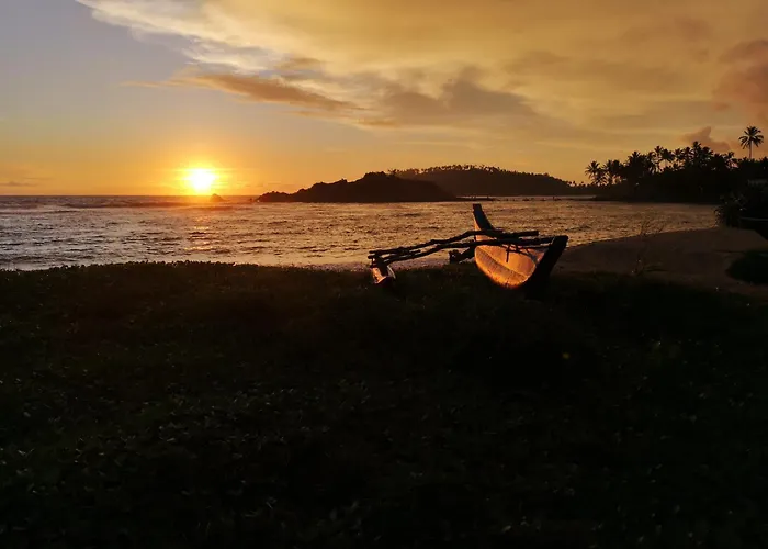 Turtle Bay Beach Resort Mirissa