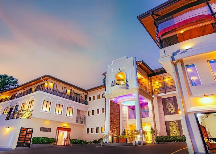 Royal Classic Resort Kandy