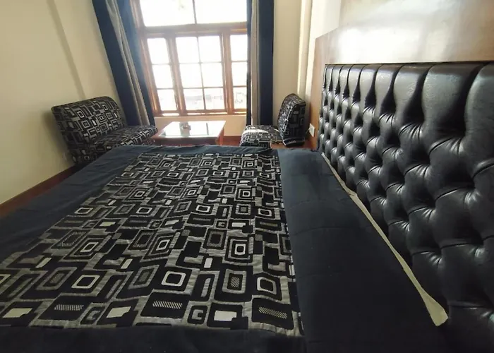 Hotel Horizon Picture Palace, Mussoorie